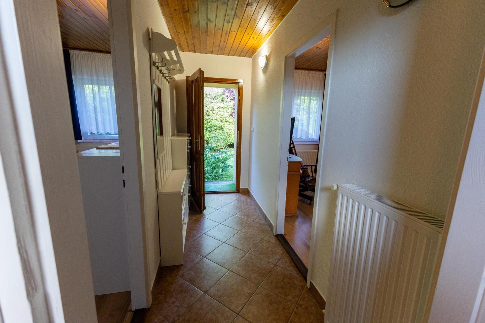 Kismokus Apartman Эгер Экстерьер фото
